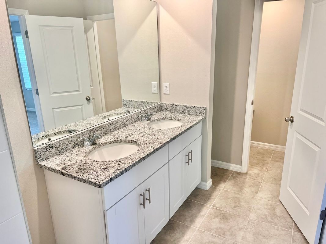 Building Photo - 17125 Blowfish Dr