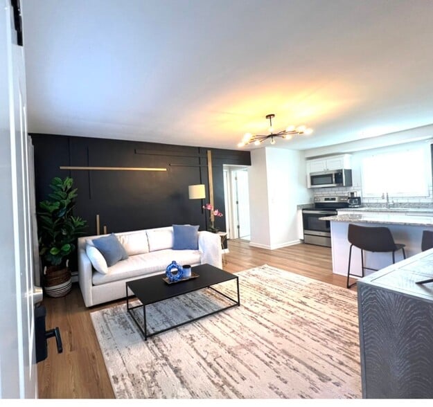 Interior Photo - Harvard Lofts ^ (Harvard 13 LLC)