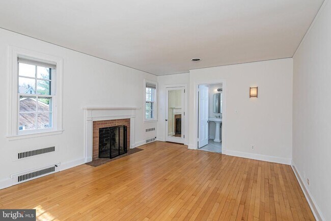 Building Photo - 150 Prospect Ave