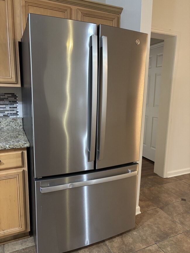 Building Photo - 203 Walnut Gardens Dr