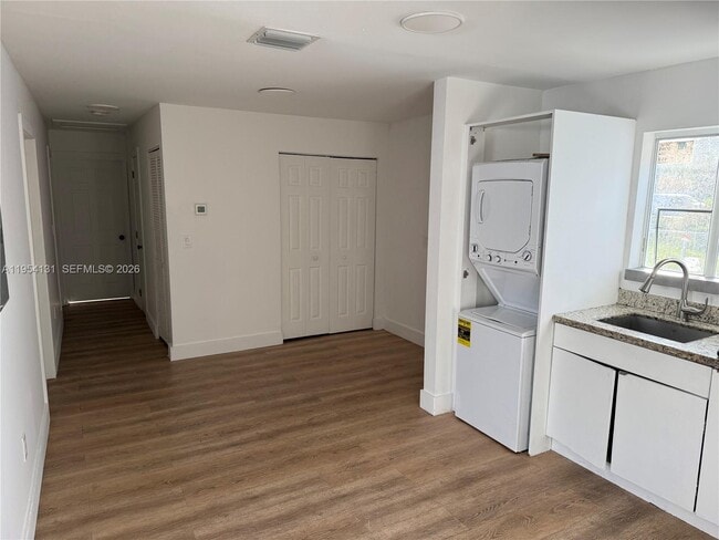 Building Photo - 2180 NW 59th St