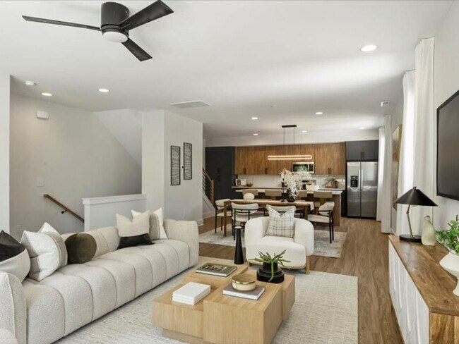 Building Photo - Modern Luxury Townhomes in Charlotte, NC.