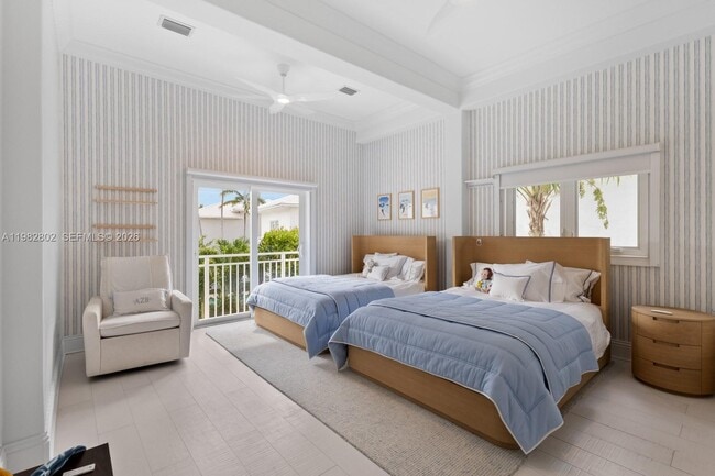 Building Photo - 5 Coconut Ln