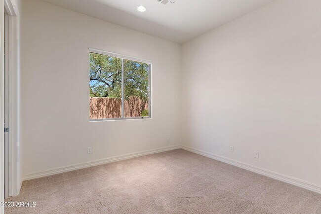 Building Photo - 22463 N 54th St