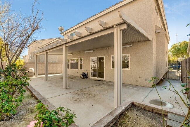 Building Photo - 6416 Shawnee Springs Ct