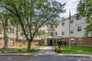 Building Photo - Mountain View Plaza