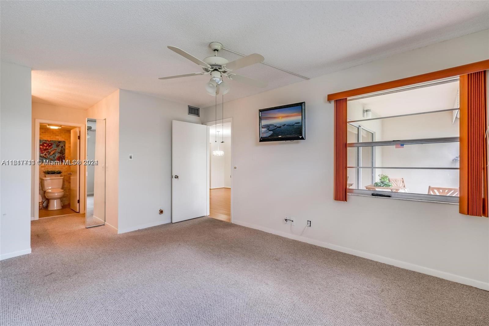 Building Photo - 1151 SW 128th Ter