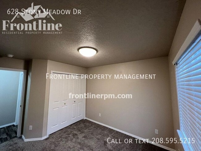 Building Photo - 628 Stony Meadow Dr