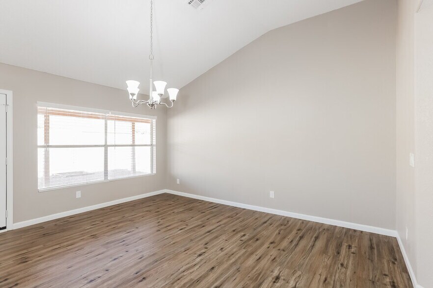 Building Photo - 4218 W Creedance Blvd