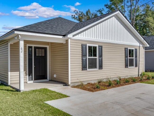 Building Photo - Spooktacular 3 Bedroom Available in Wakull...