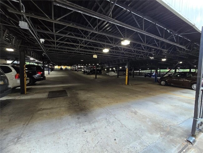 Building Photo - 1910 E Palm Ave