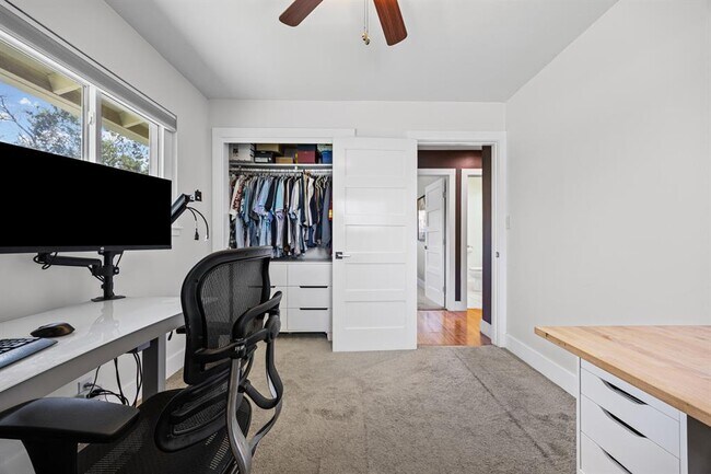 Building Photo - 1807 Ohlen Rd