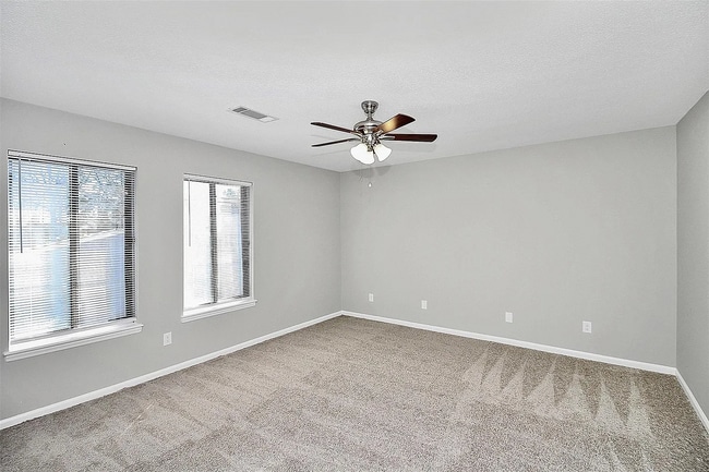 Building Photo - 11212 Carmel Chace Dr