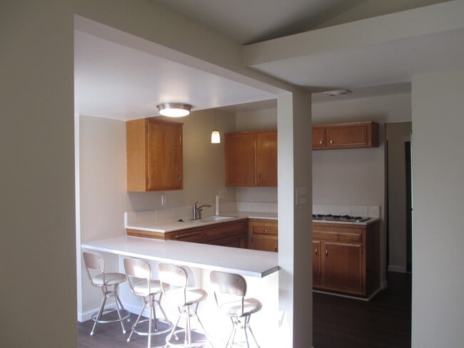 Building Photo - North East Corner Lot Home