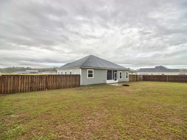 Building Photo - 250 Tillis Ln
