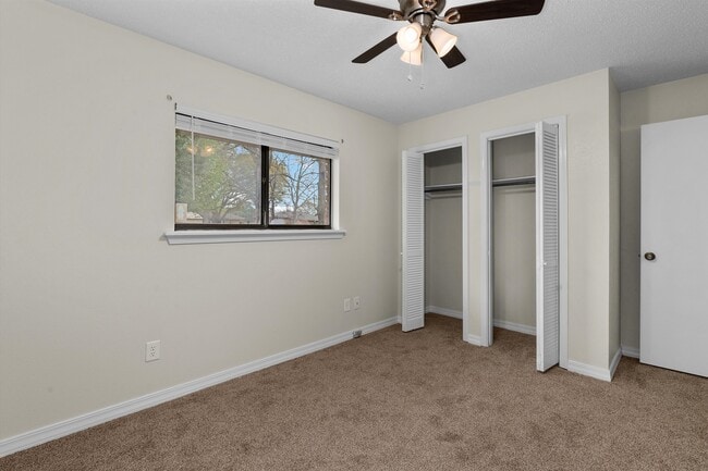 Building Photo - 5303 Susanna Dr