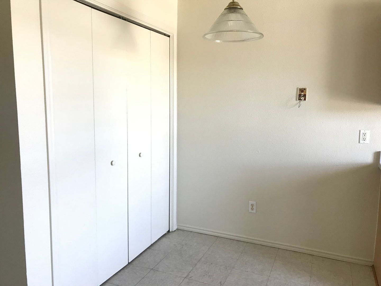 Building Photo - 1706 Benttree Dr