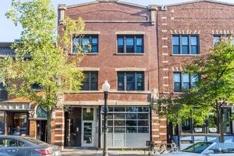 Building Photo - 1323 E. 57th St