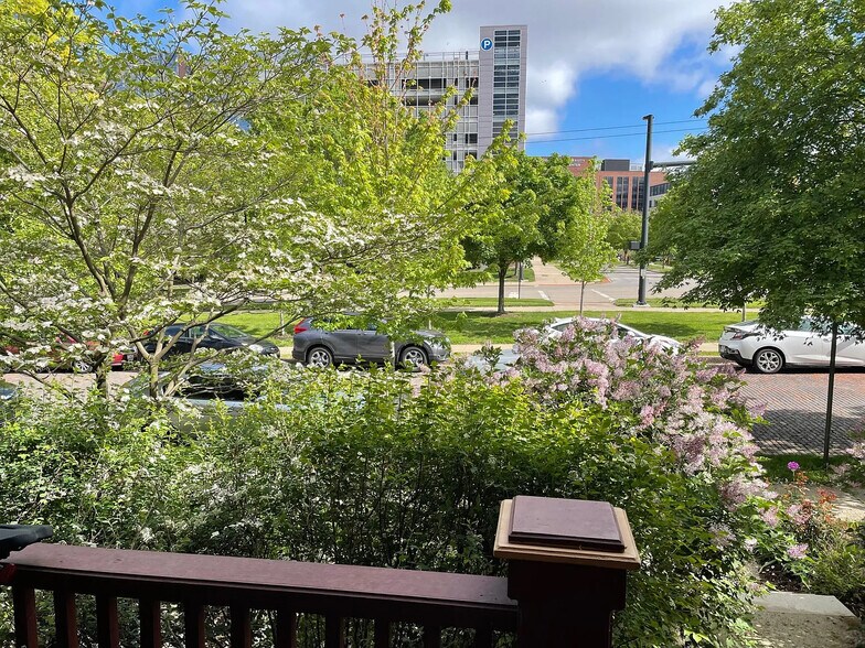 Close to OSU Medical Center - 423 W 8th Ave