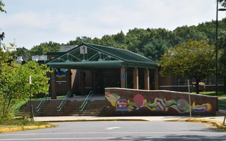 Building Photo - 2452 Ridgehampton Ct