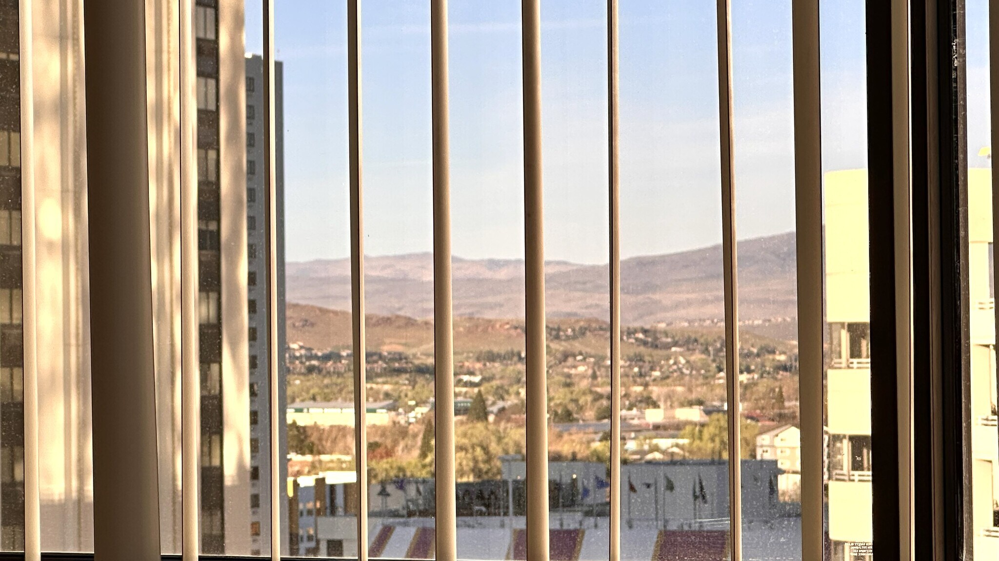 Building Photo - 450 N Arlington Ave