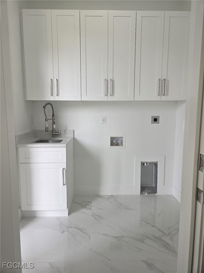 Building Photo - 1022 Candlelight Dr