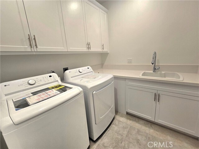 Building Photo - 16685 Deergrass Ave