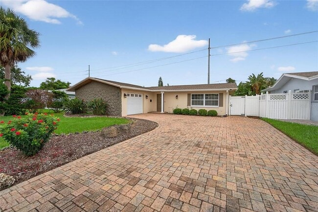 Building Photo - 1472 Byram Dr