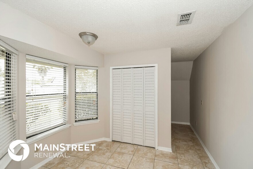 Building Photo - 6970 Tree Frog Ct