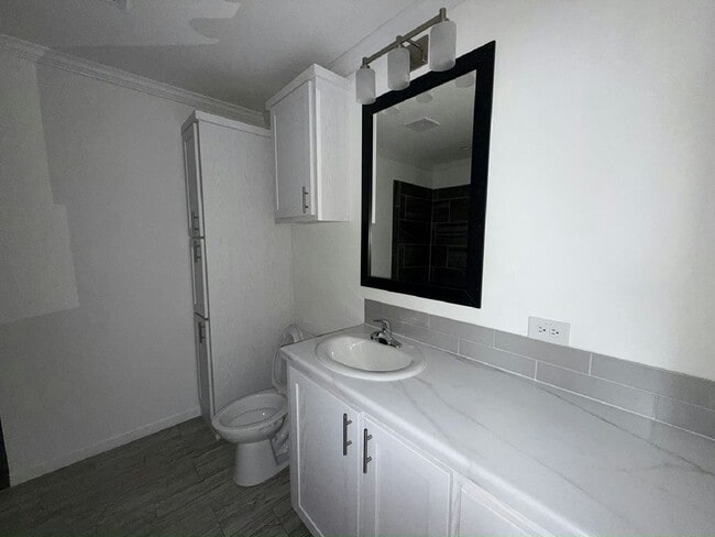 Building Photo - 3515 Campari Dr