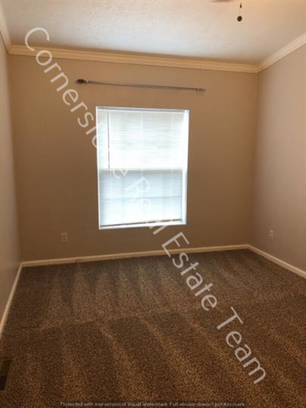 Building Photo - 1335 Market St