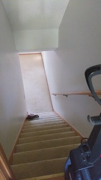 Building Photo - 2187 Cool Stream Cir