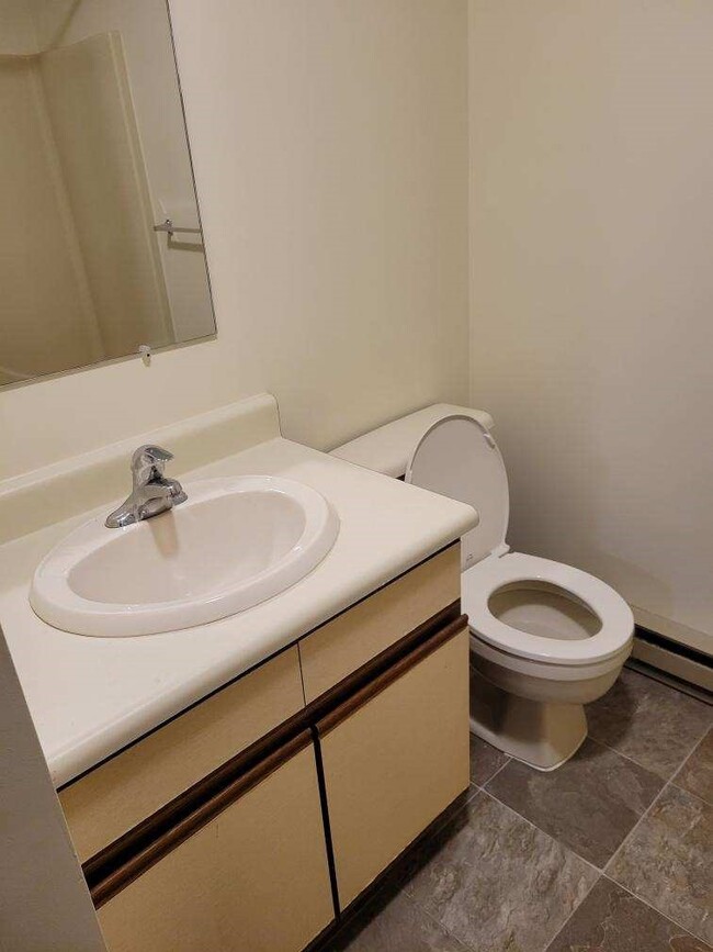 Building Photo - Brainard North