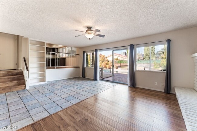 Building Photo - 8704 Isola Dr