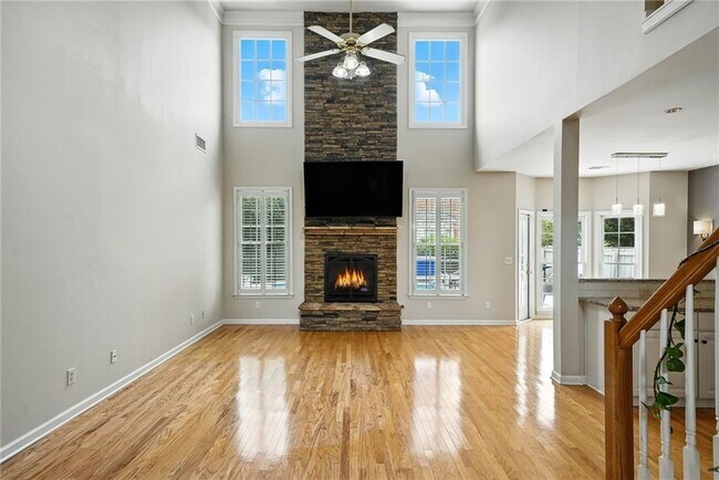Building Photo - 3966 Kendall Cove