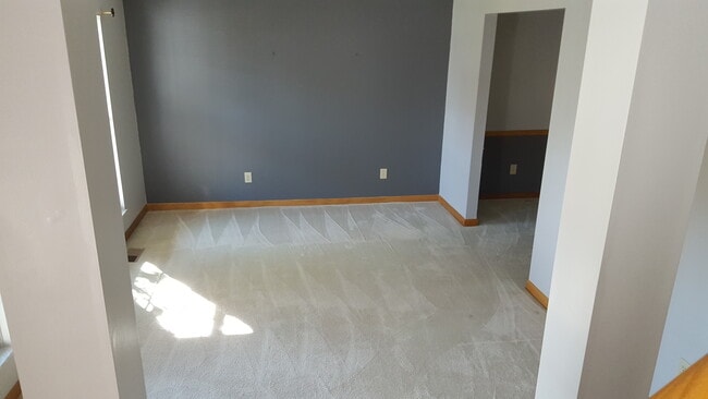 Building Photo - 6946 Seafield Ct