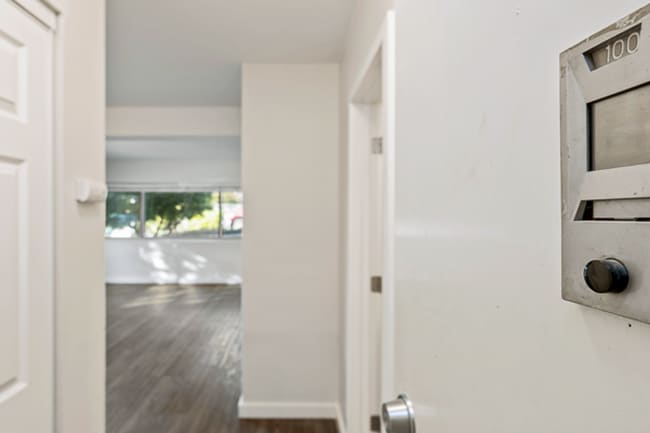 Floorplan - Aloha House Apartments