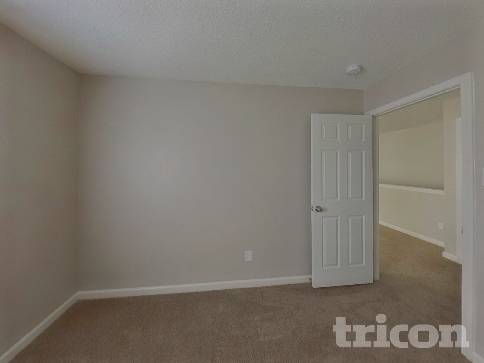 Building Photo - 2028 Dunsmore Ln