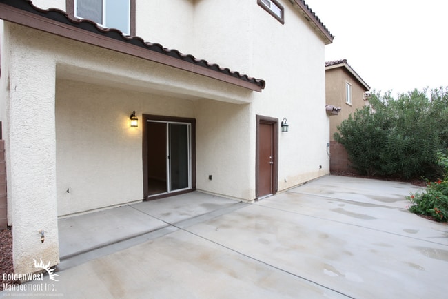 Building Photo - Charming Two-Story 3Bdm 2.5Ba Home in North Las Vegas!