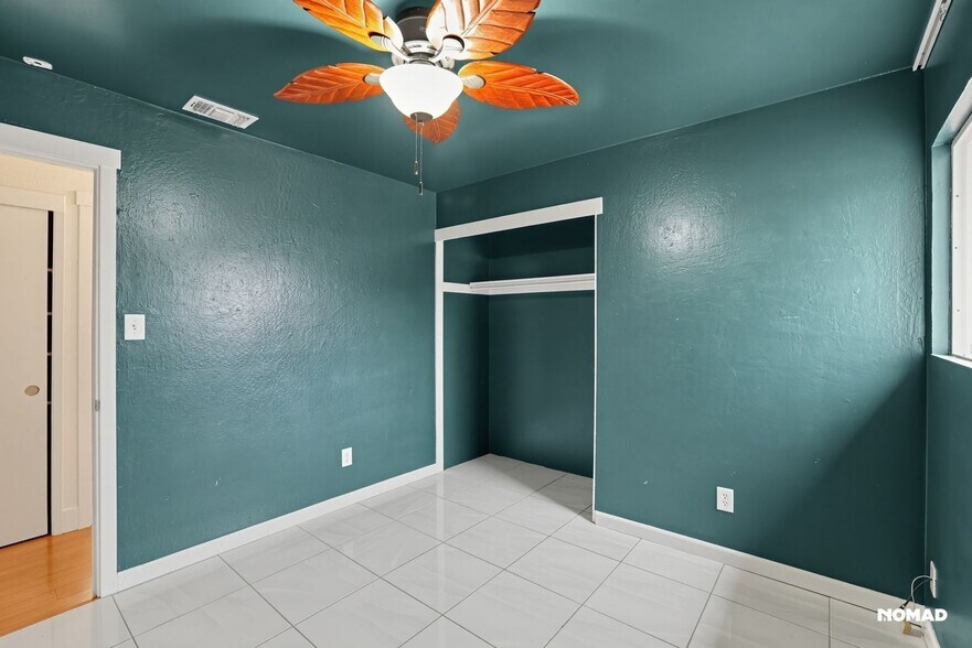 Building Photo - 3059 Rosemont Dr