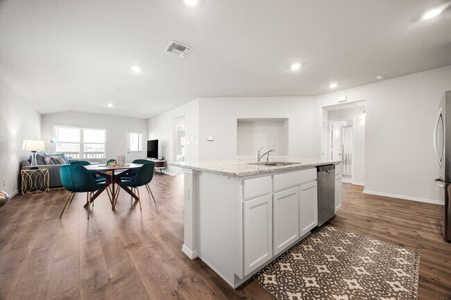 Building Photo - Lease Home in Comal County is Ready for Im...