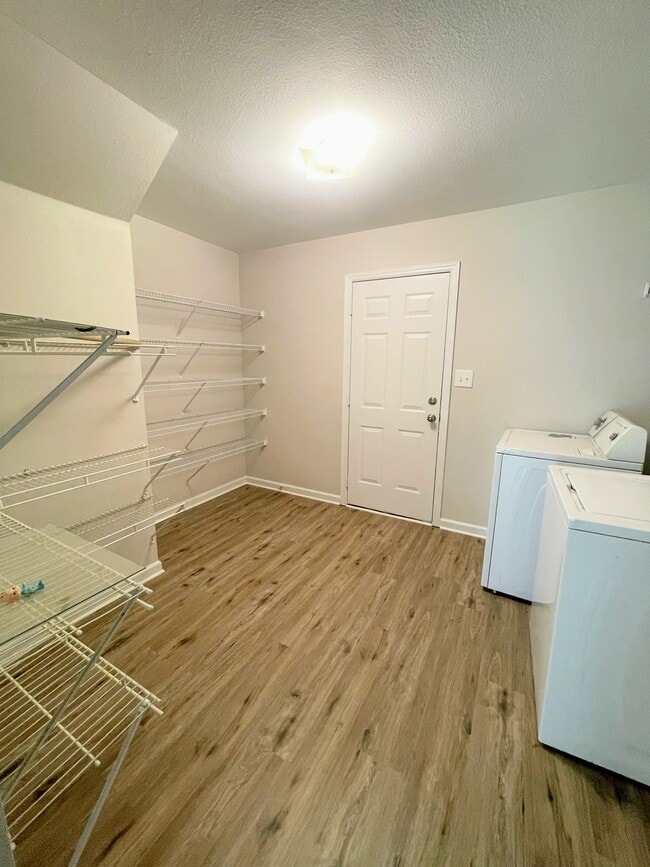 Building Photo - 30003 Westfield Dr
