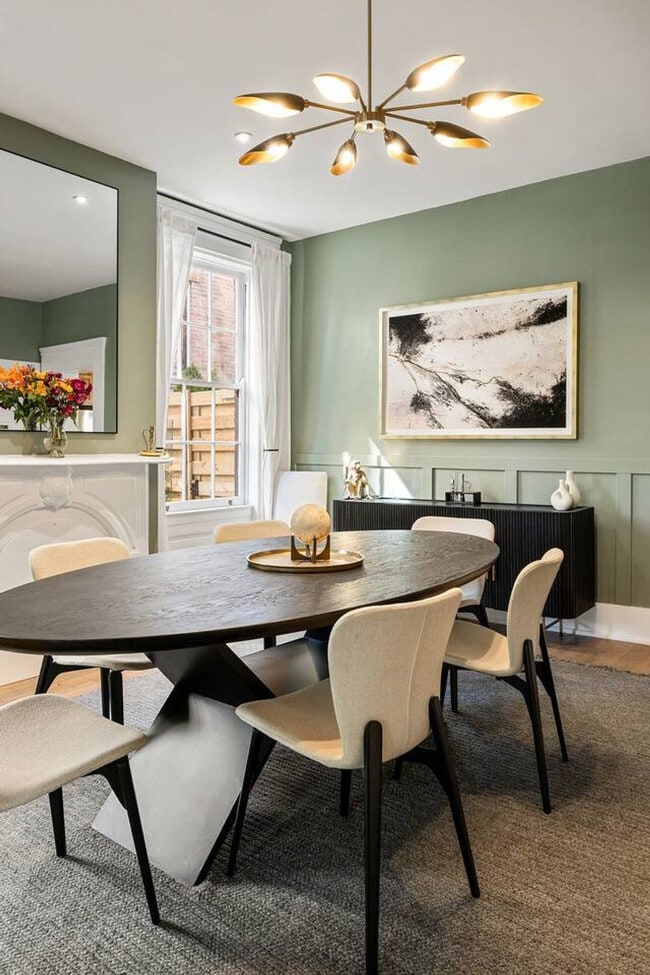 Building Photo - 1326 Broadway-SI ID1324946P