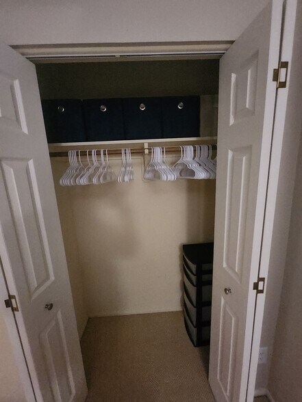 Building Photo - 5337 W Sanna St