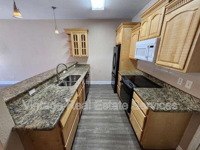 Building Photo - 12008 Peach Grv Ct