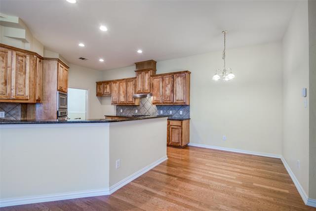 Building Photo - 5636 Country View Ln