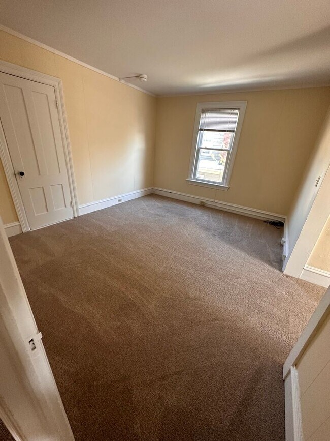 Building Photo - 12-14-14 St Louis St