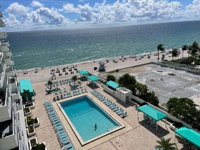 Building Photo - 3725 S Ocean Dr