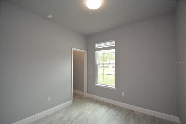 Building Photo - 17 Zoeller Ct