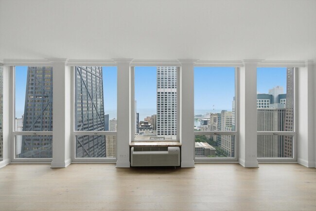 Building Photo - 111 E Chestnut St
